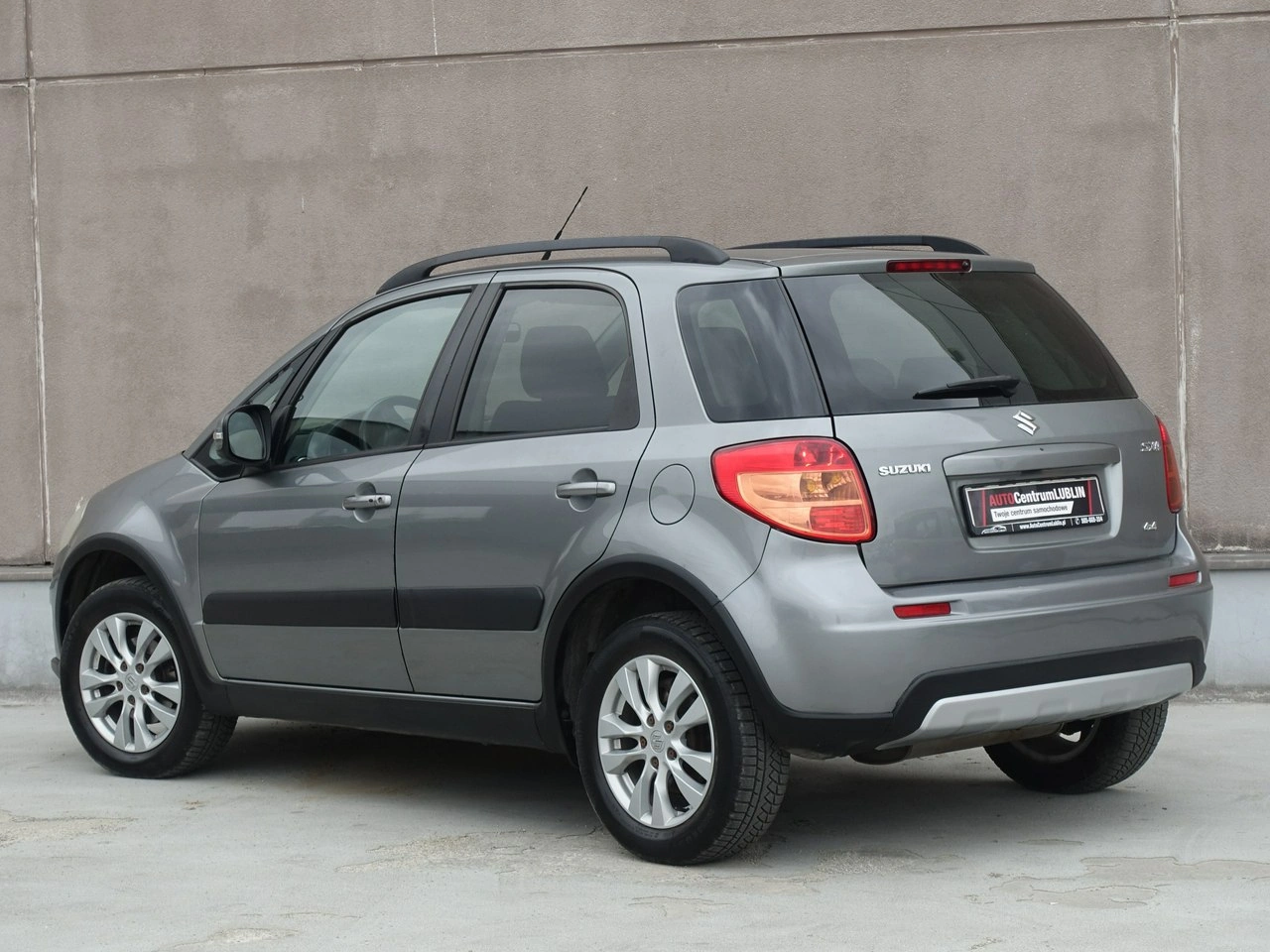 Suzuki SX4 - Zdjęcie 8