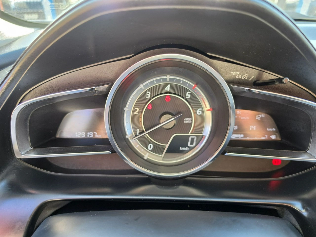 Mazda CX-3 - Zdjęcie 25