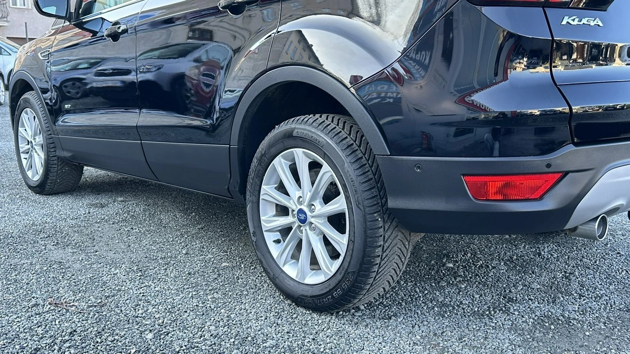 Ford Kuga - Zdjęcie 16