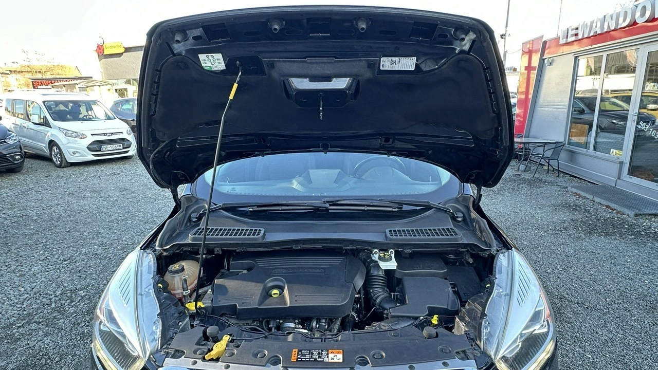 Ford Kuga - Zdjęcie 20