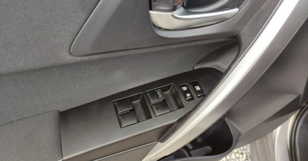 Toyota Auris - Zdjęcie 30