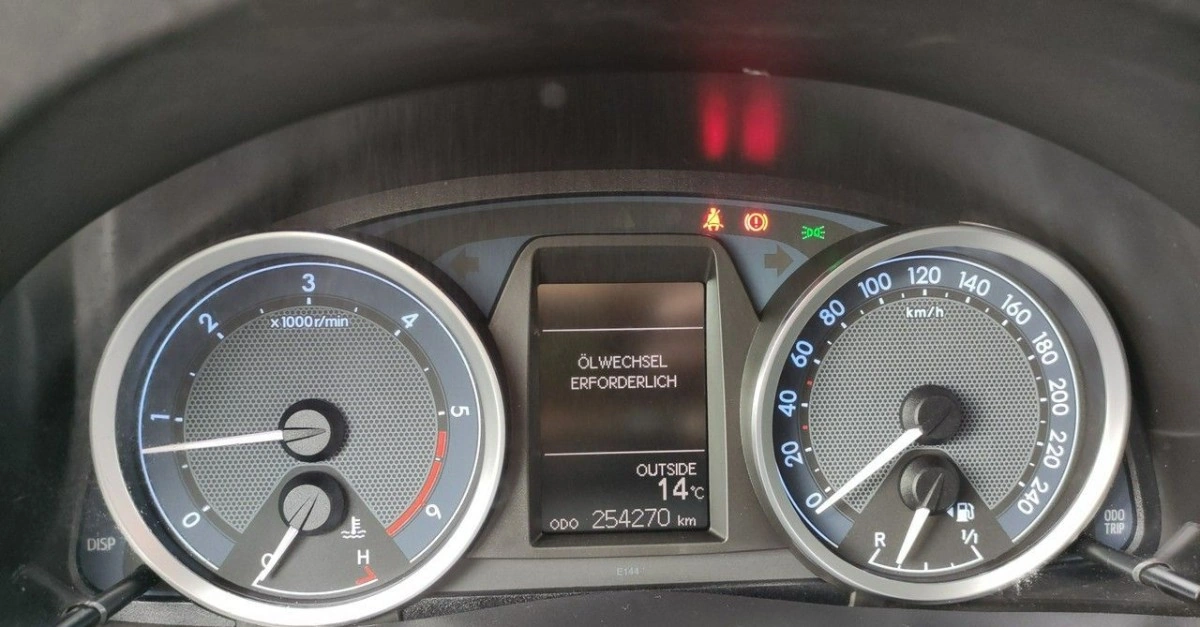 Toyota Auris - Zdjęcie 39