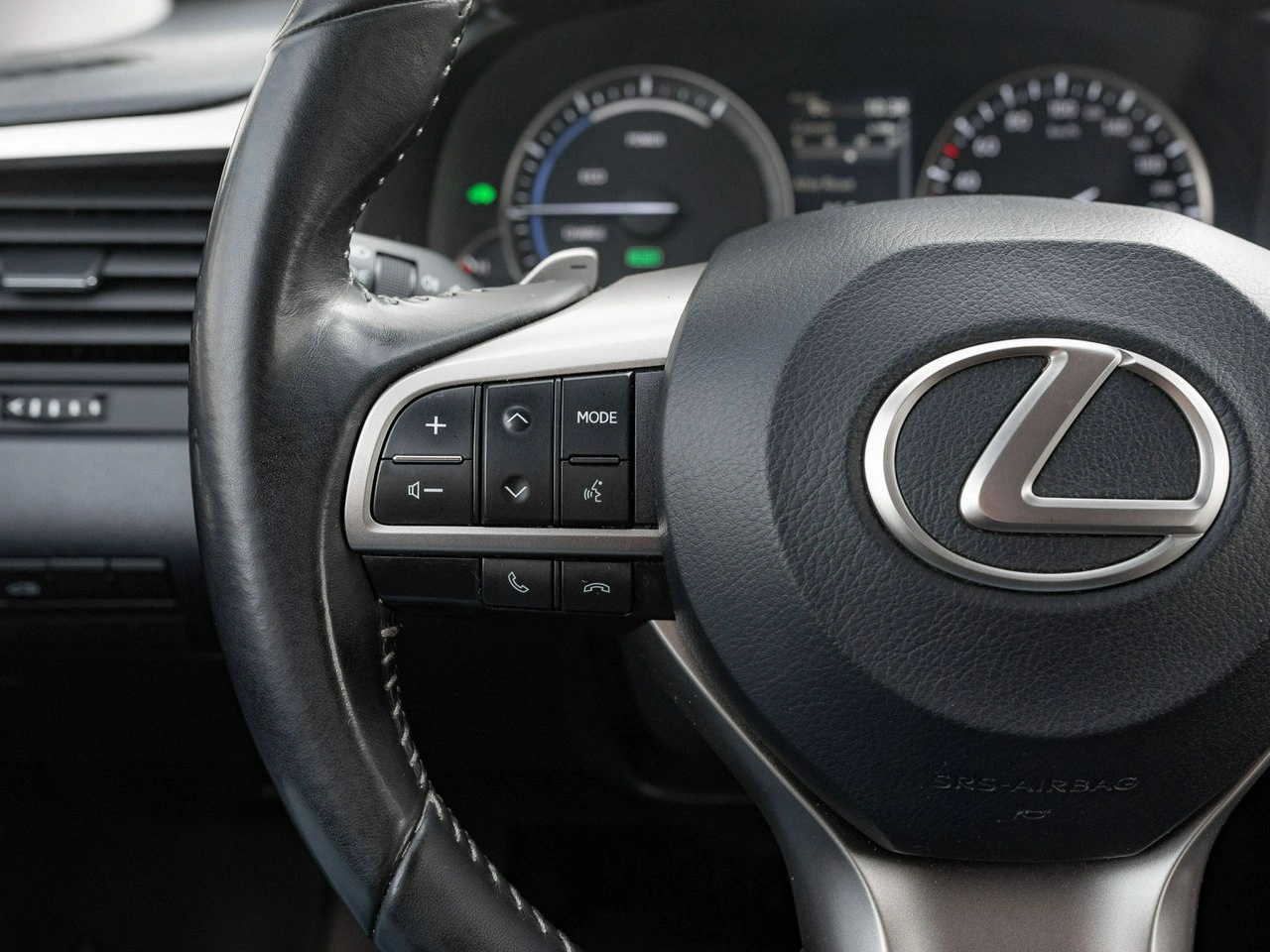 Lexus RX - Zdjęcie 14