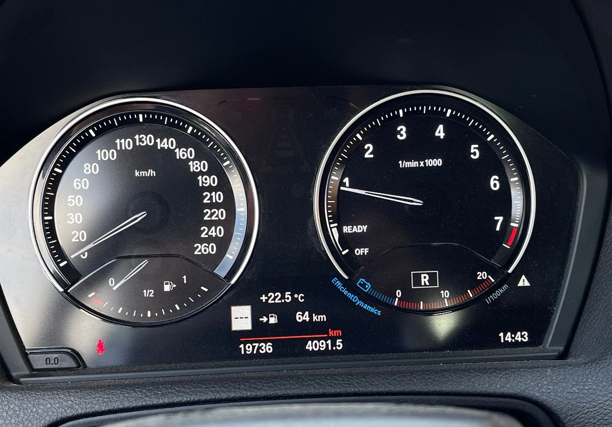 BMW Seria 2 - Zdjęcie 34