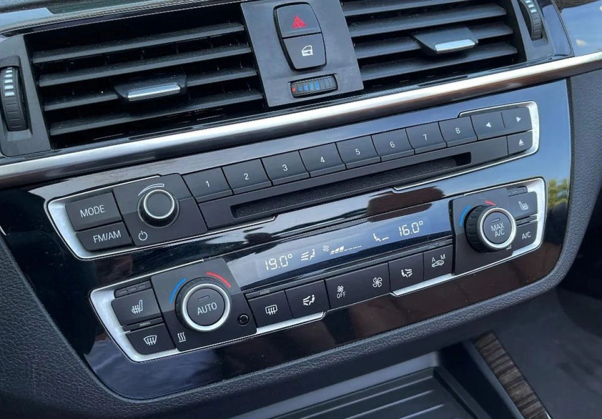 BMW Seria 2 - Zdjęcie 29