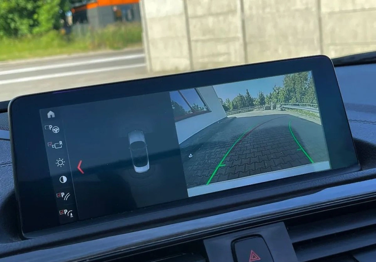 BMW Seria 2 - Zdjęcie 32