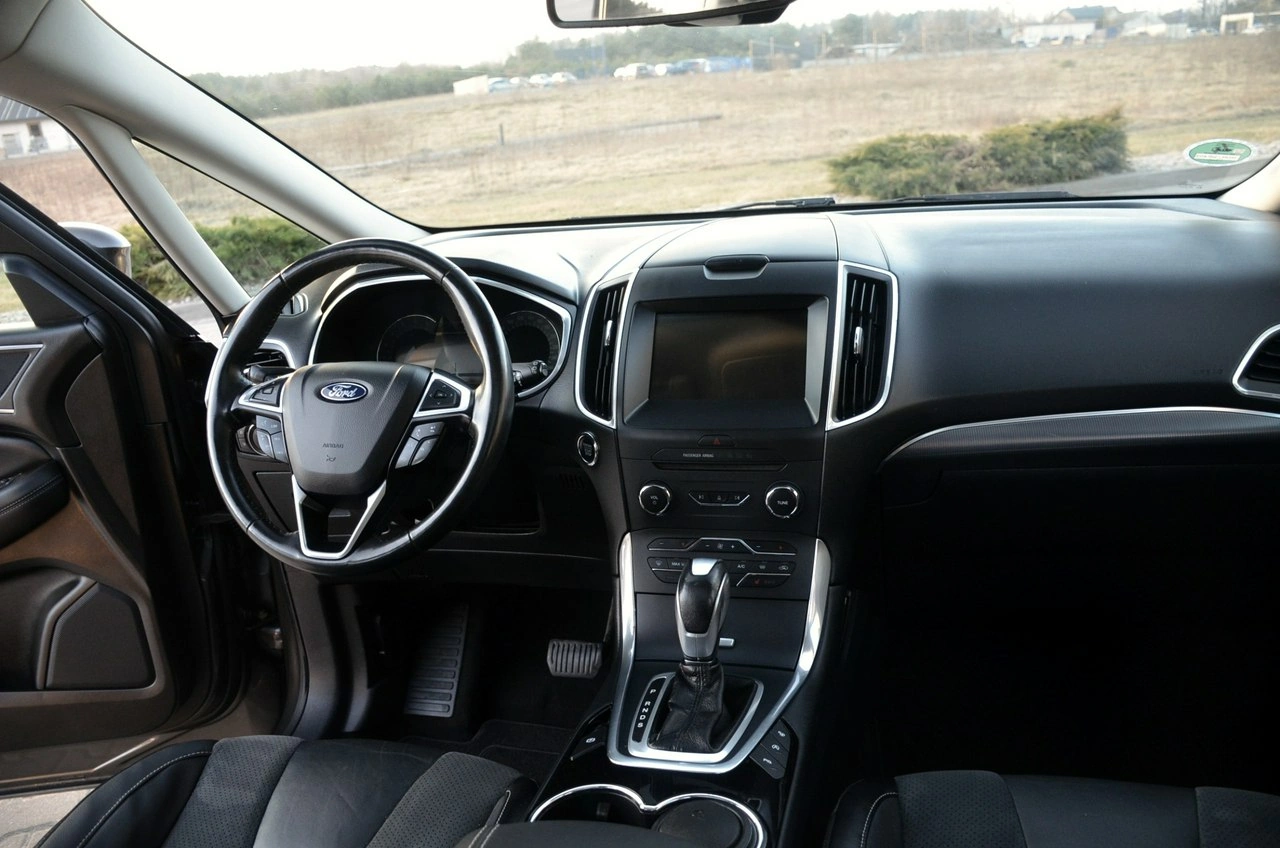 Ford S-Max - Zdjęcie 21