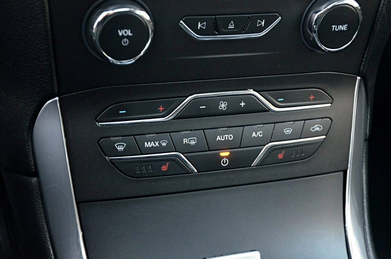 Ford S-Max - Zdjęcie 28