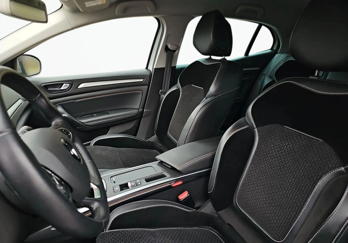 Renault Megane - Zdjęcie 13