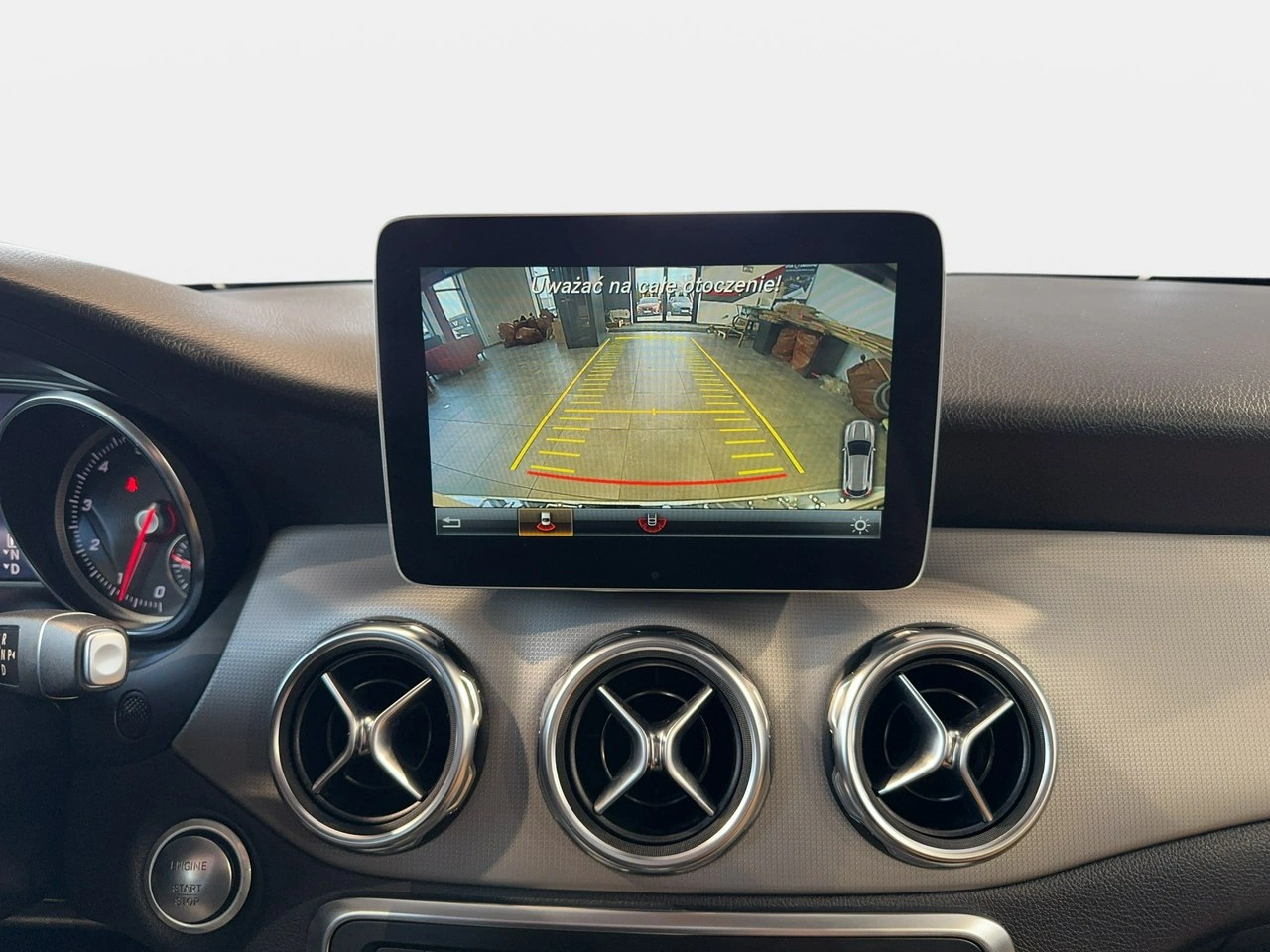 Mercedes GLA 200 - Zdjęcie 23