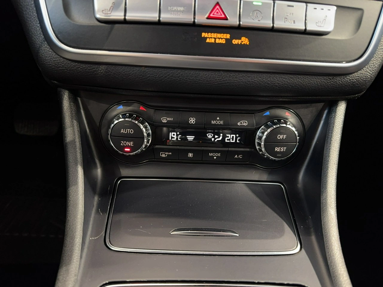 Mercedes GLA 200 - Zdjęcie 25