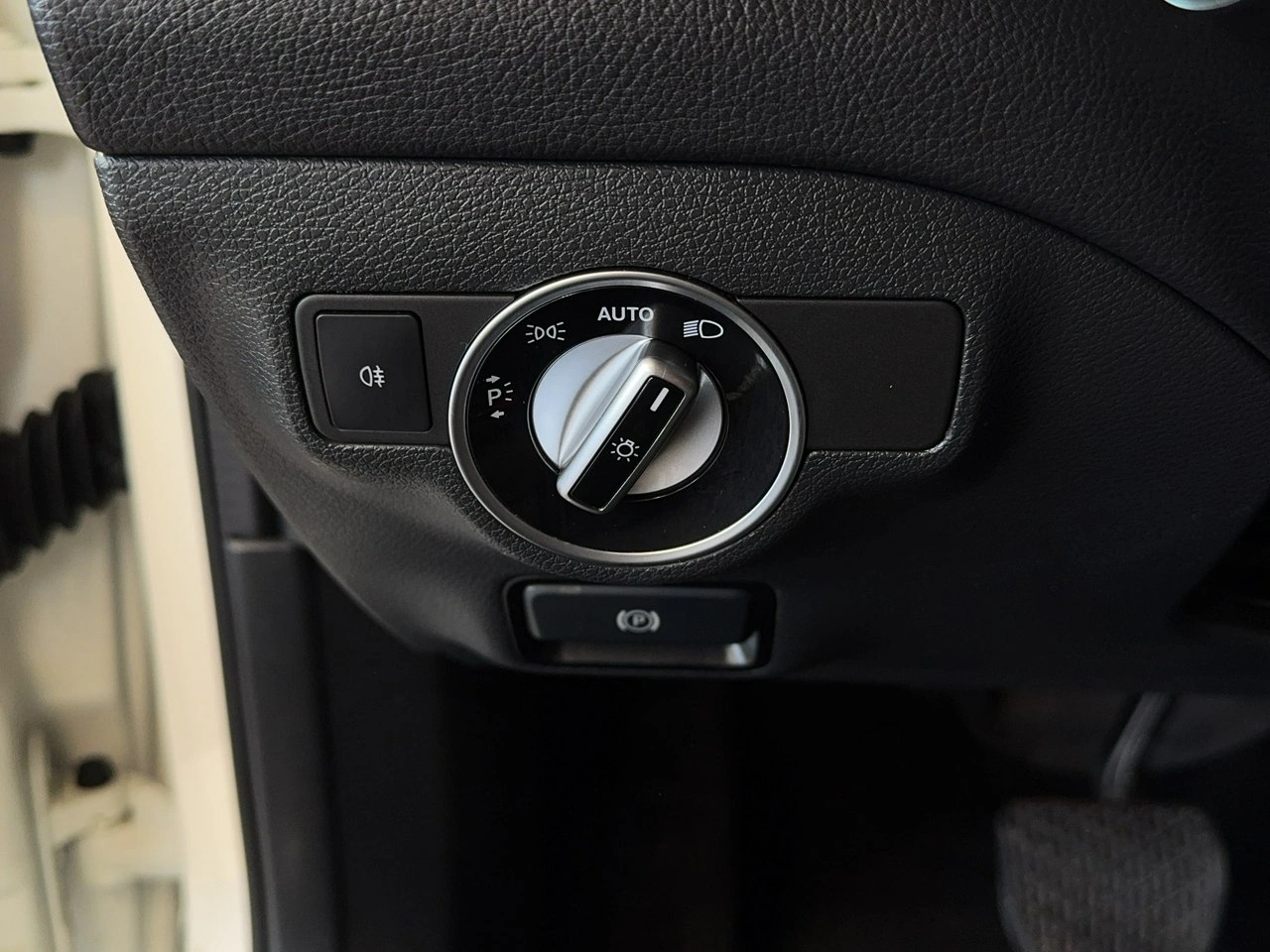 Mercedes GLA 200 - Zdjęcie 27