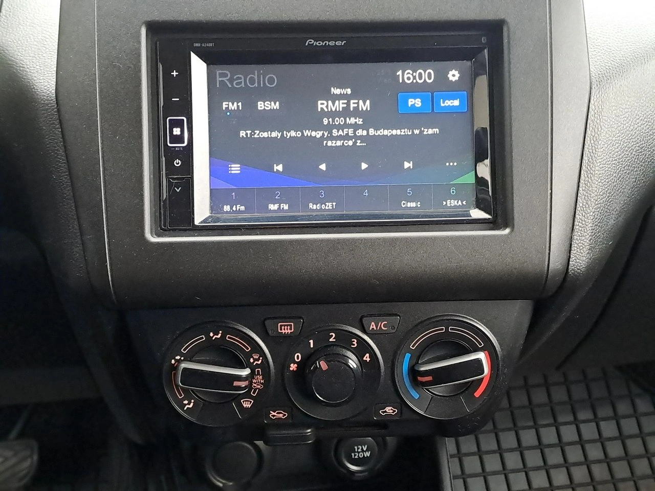 Suzuki Swift - Zdjęcie 15