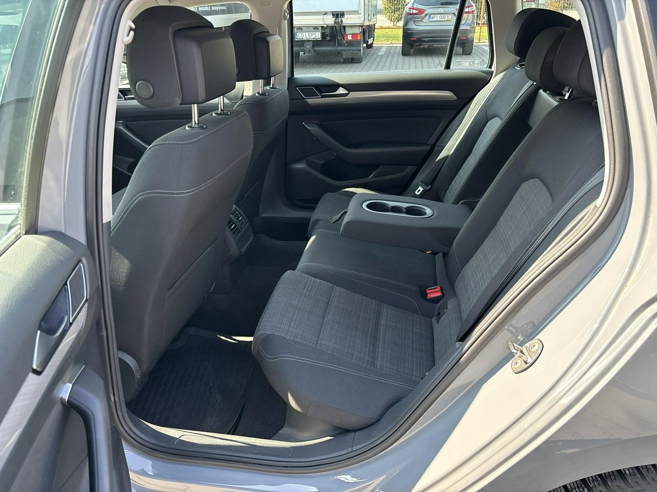 Volkswagen Passat - Zdjęcie 11