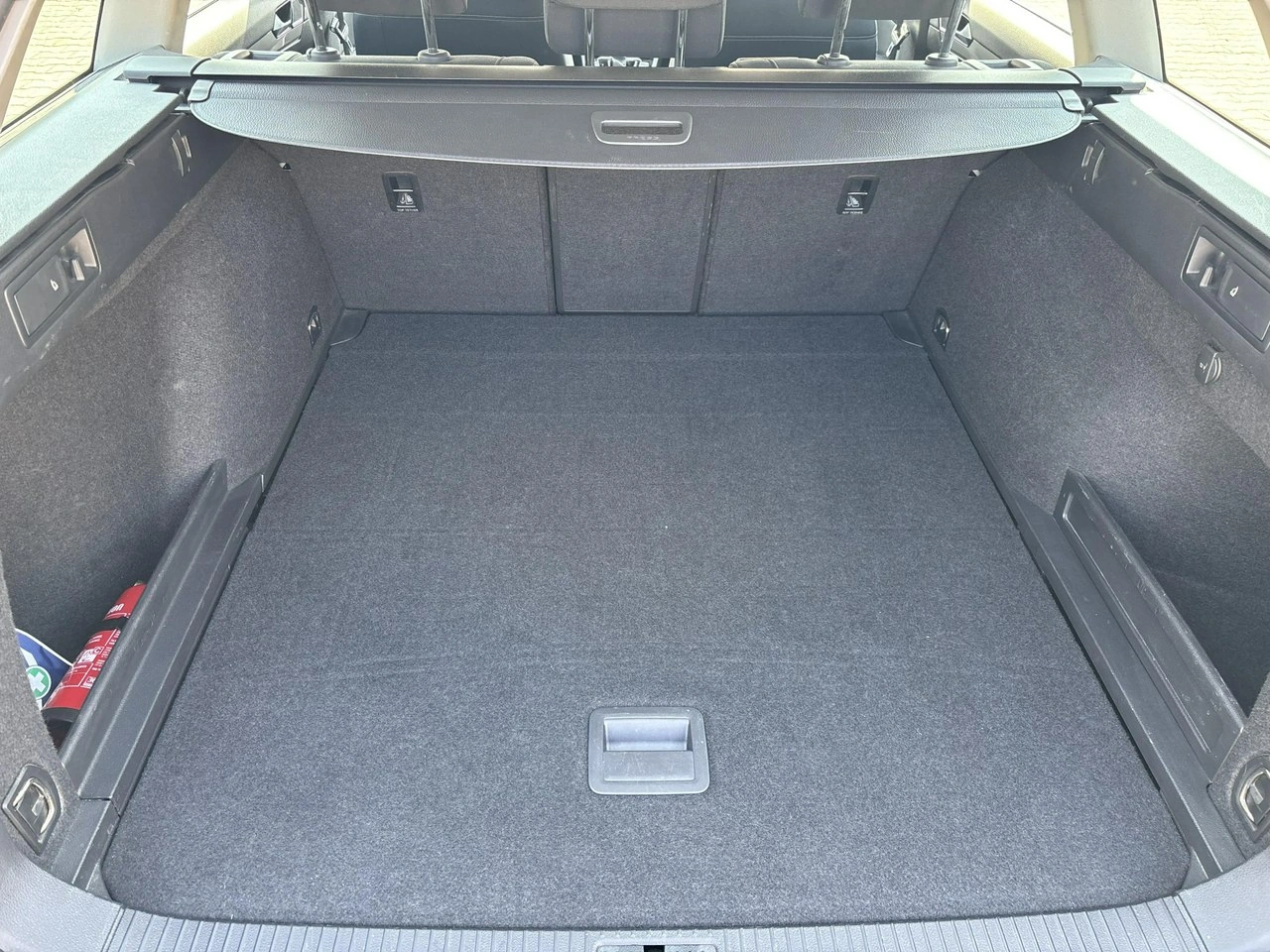 Volkswagen Passat - Zdjęcie 13