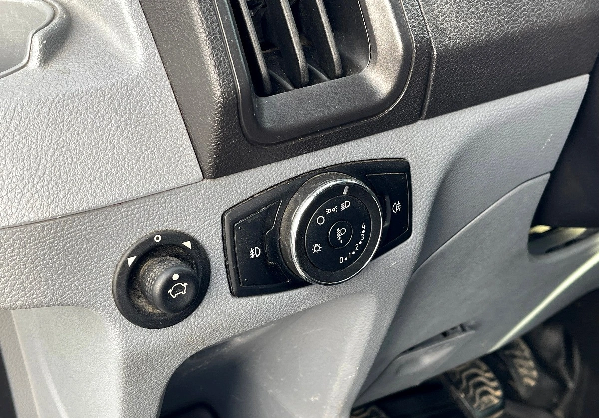 Ford Transit - Zdjęcie 11