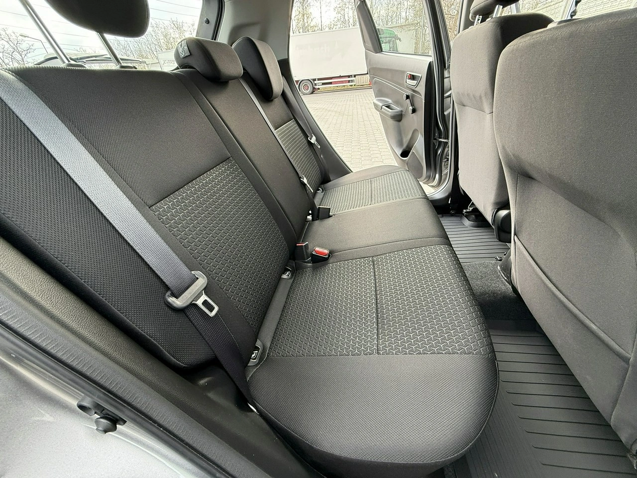 Suzuki Swift - Zdjęcie 47