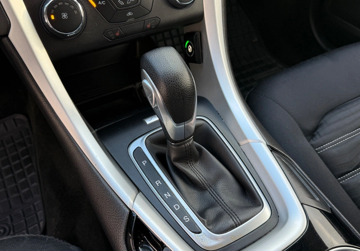 Ford Fusion - Zdjęcie 26