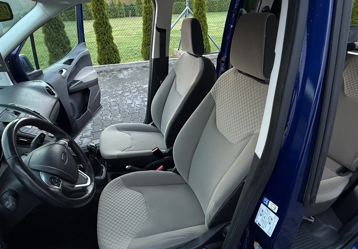 Ford Tourneo Courier - Zdjęcie 13