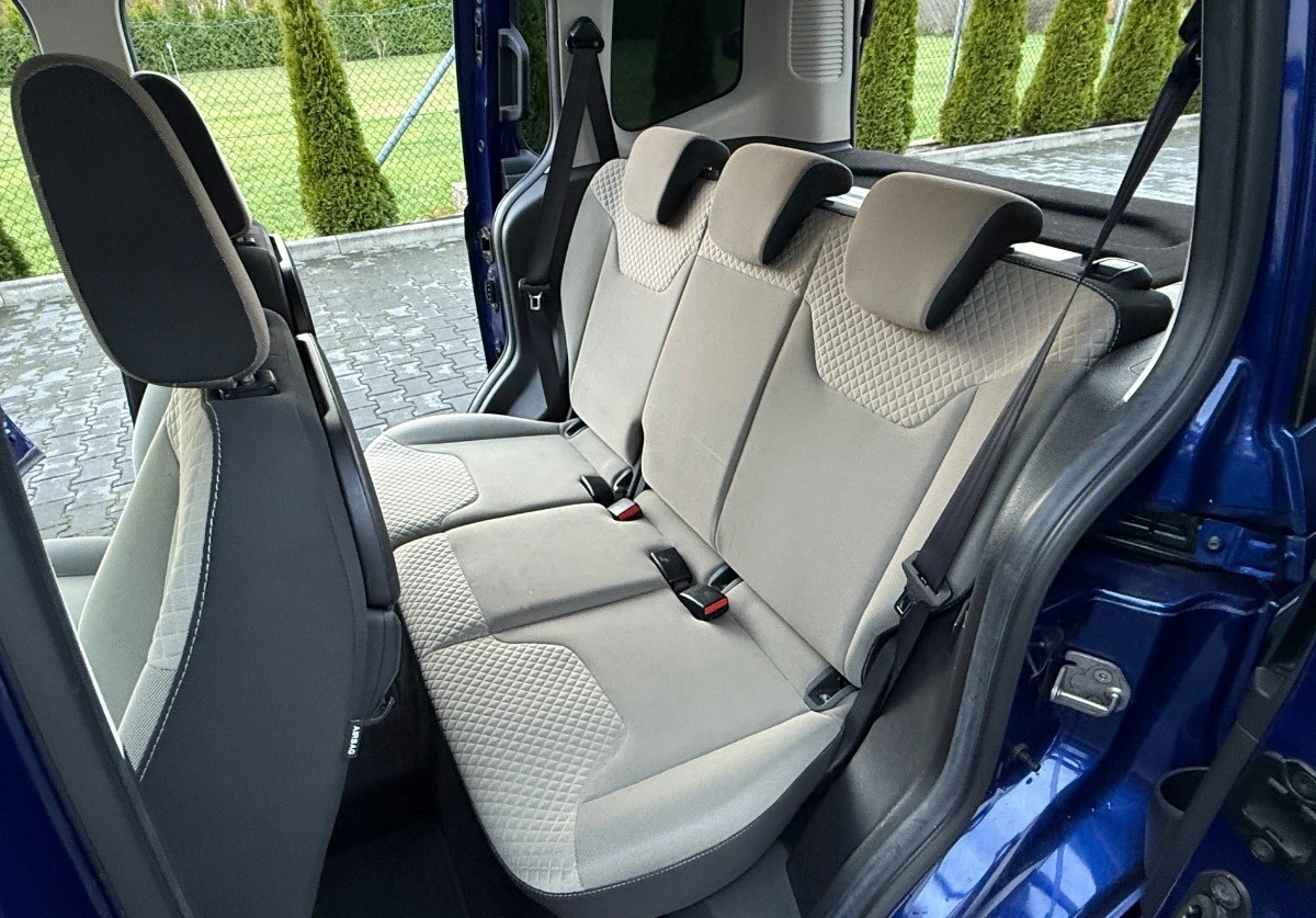 Ford Tourneo Courier - Zdjęcie 14