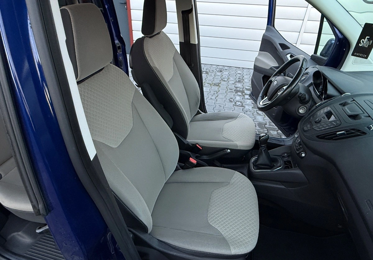 Ford Tourneo Courier - Zdjęcie 17