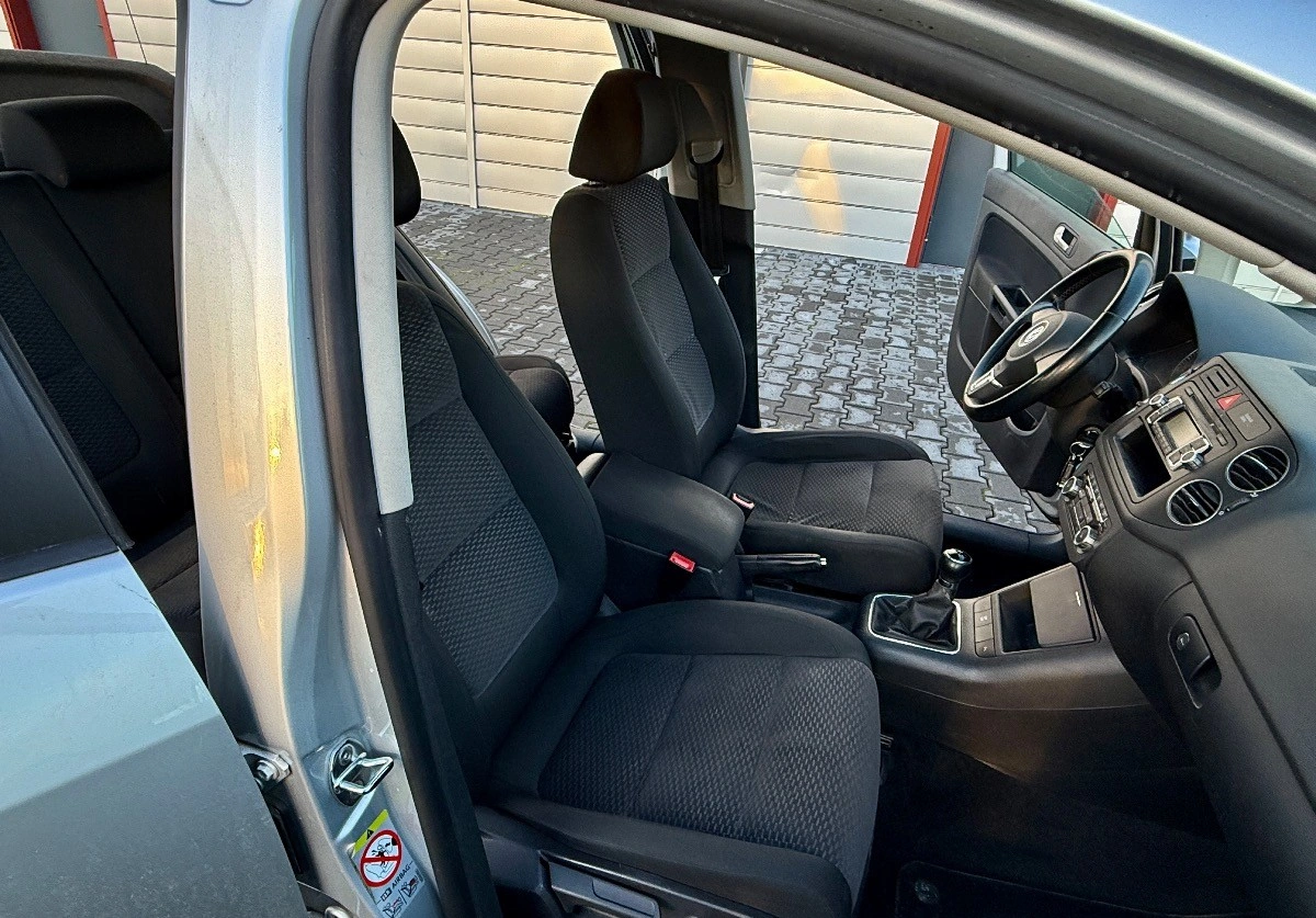 Volkswagen Golf Plus - Zdjęcie 16