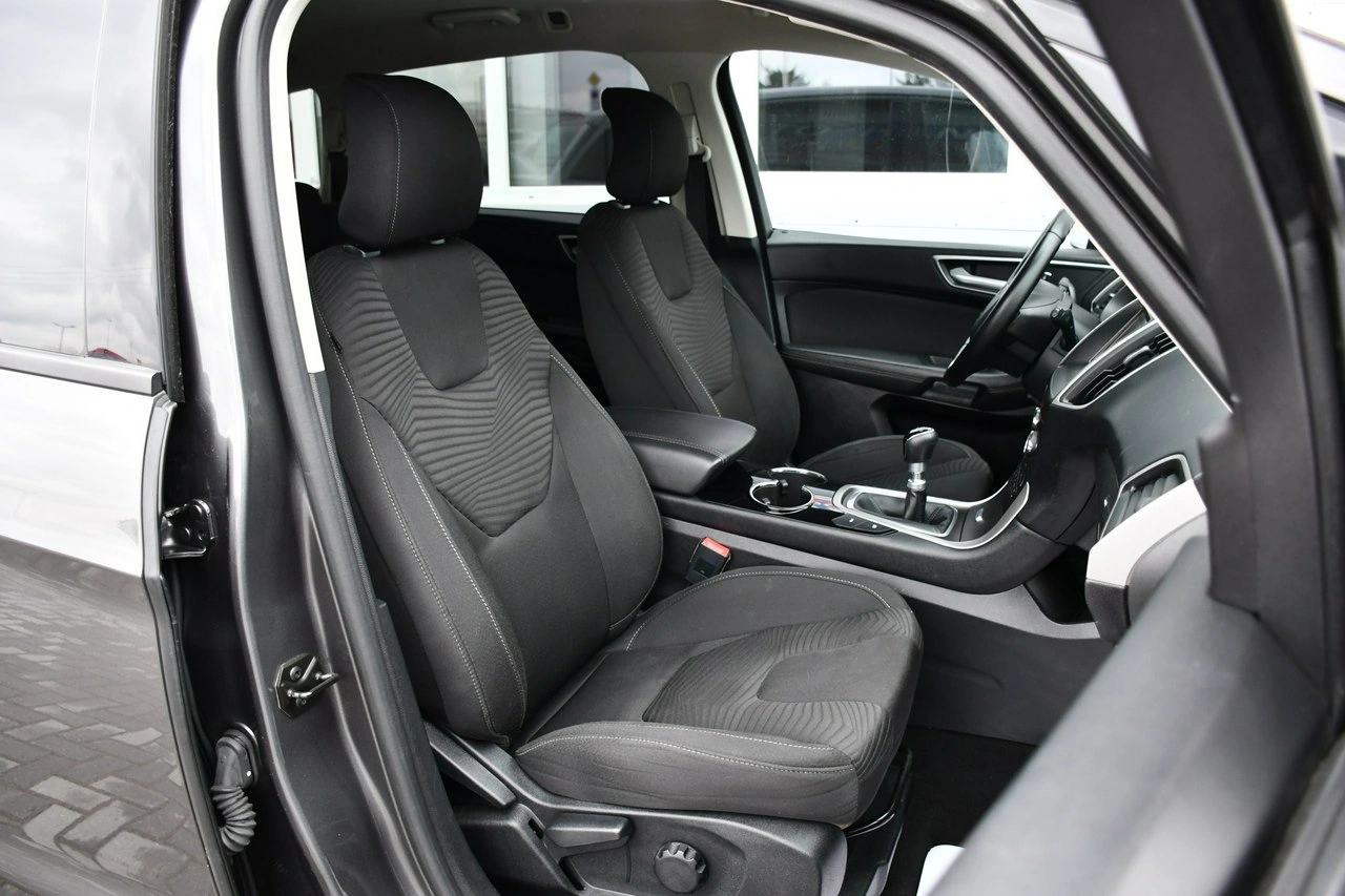 Ford S-Max - Zdjęcie 24