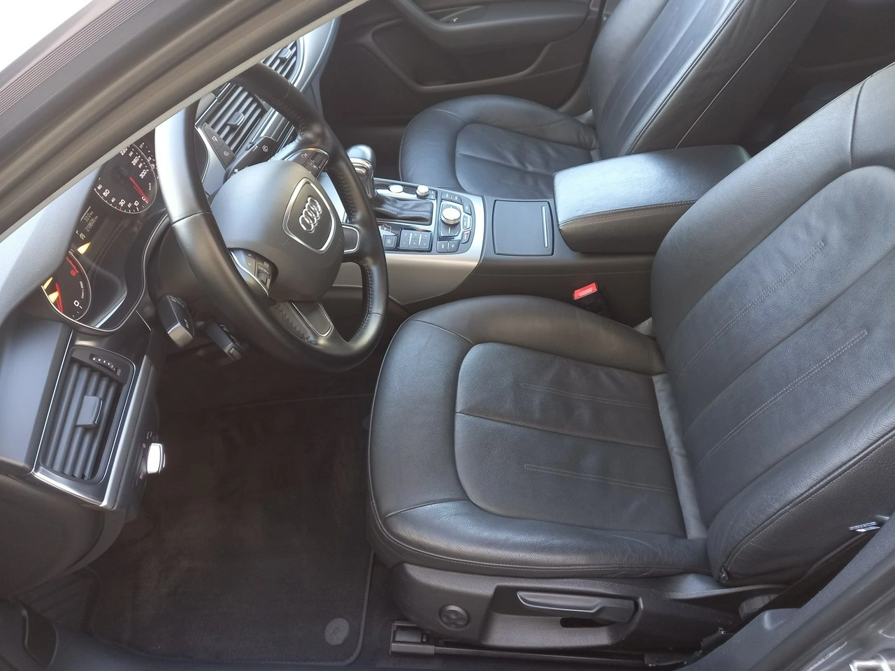 Audi A6 - Zdjęcie 26