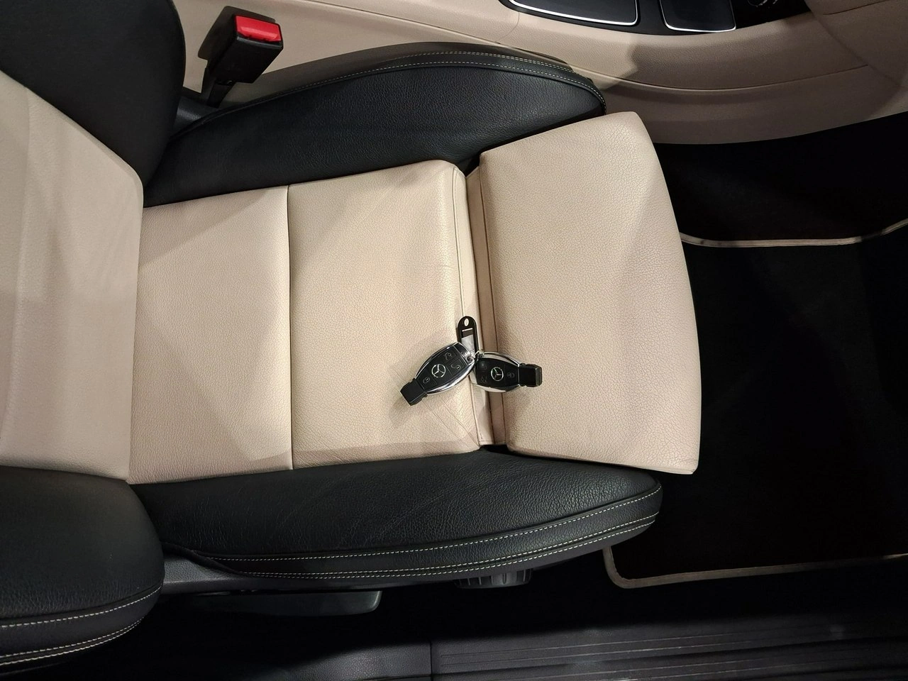 Mercedes CLA 200 - Zdjęcie 25