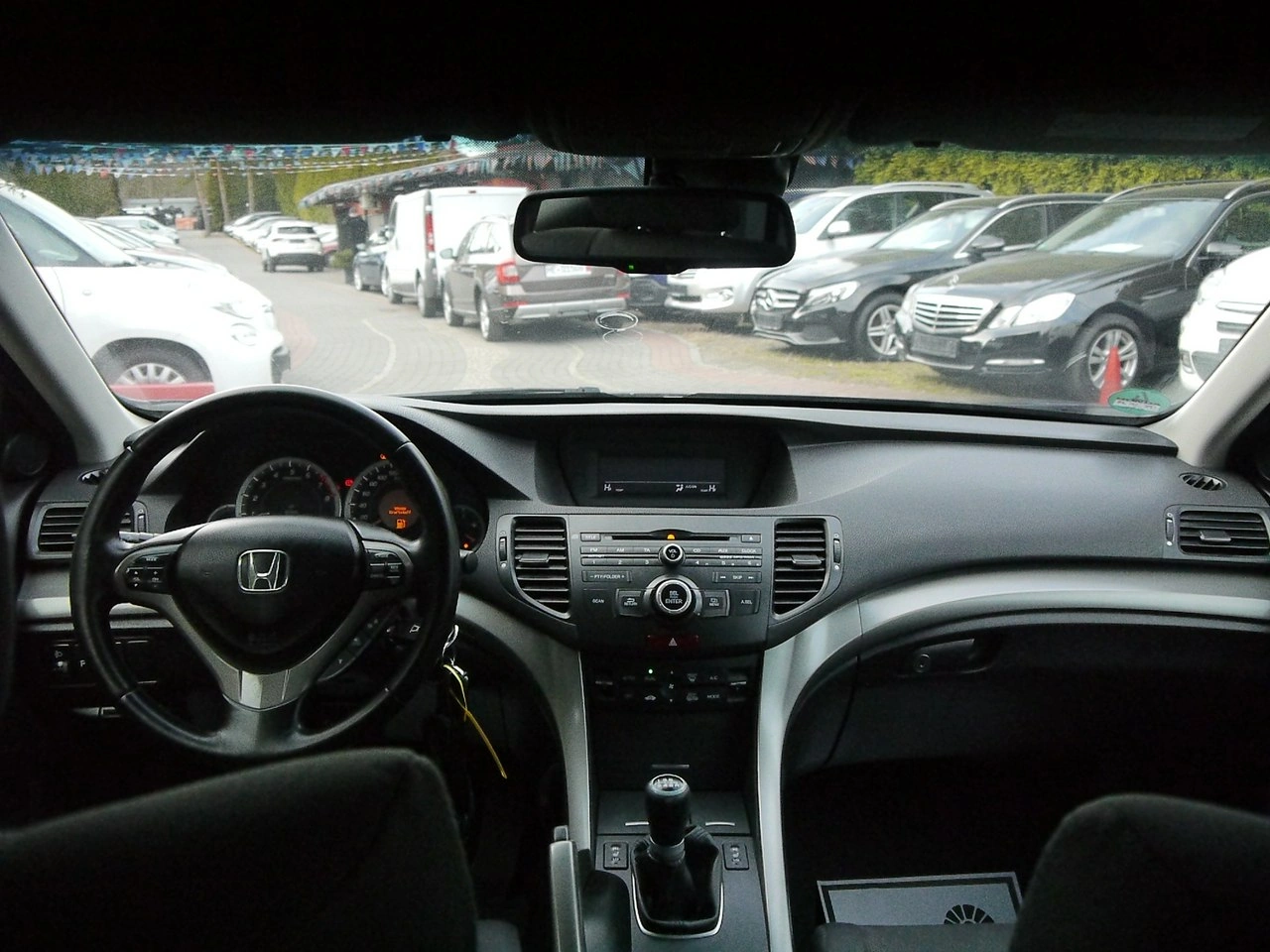 Honda Accord - Zdjęcie 27