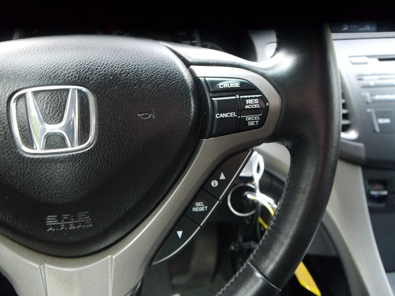 Honda Accord - Zdjęcie 37