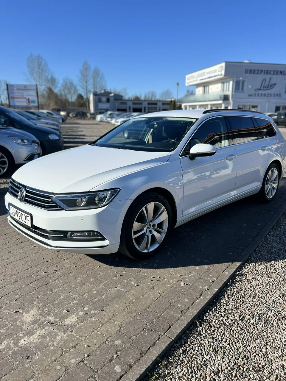 Volkswagen Passat - Zdjęcie 1