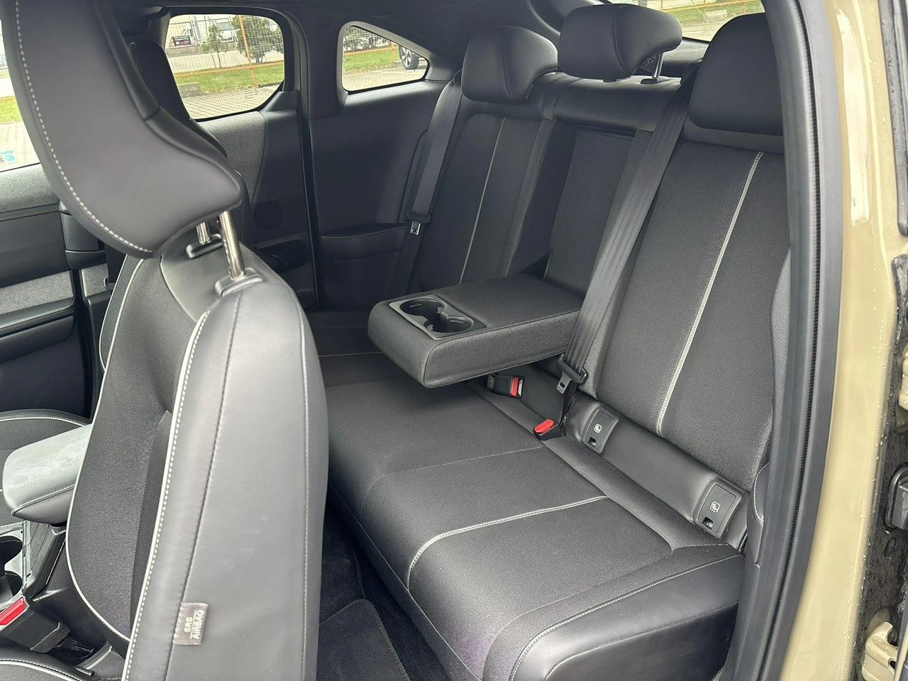 Mazda MX-30 - Zdjęcie 12