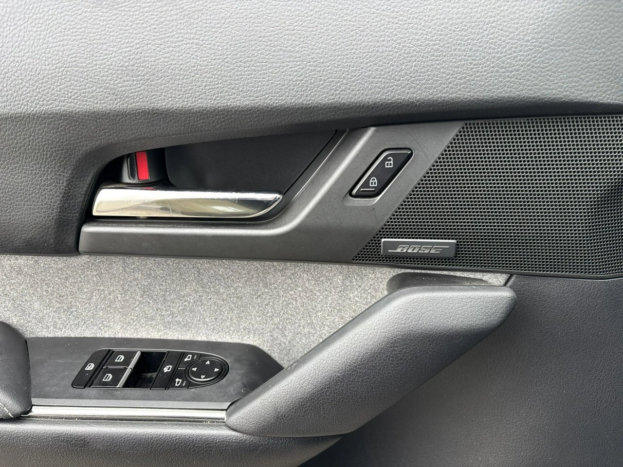 Mazda MX-30 - Zdjęcie 18