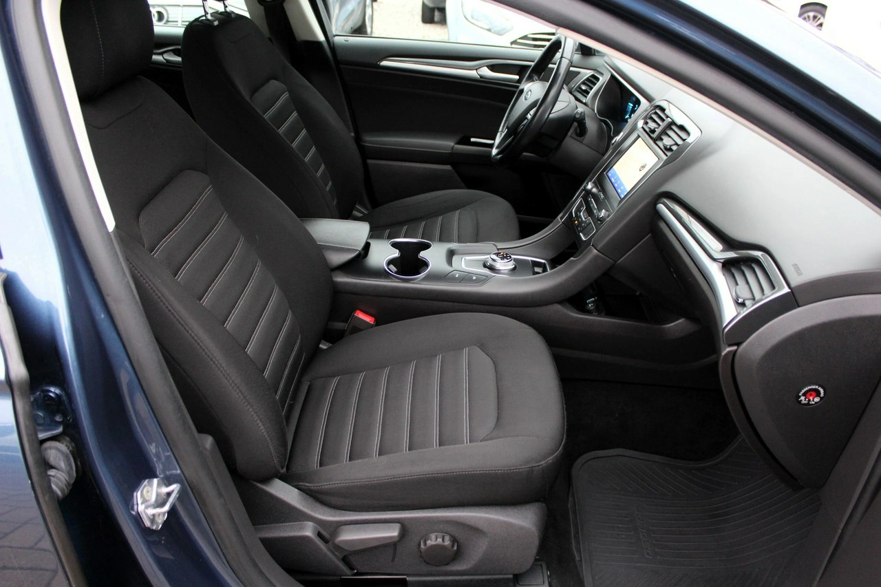 Ford Mondeo SW - Zdjęcie 10