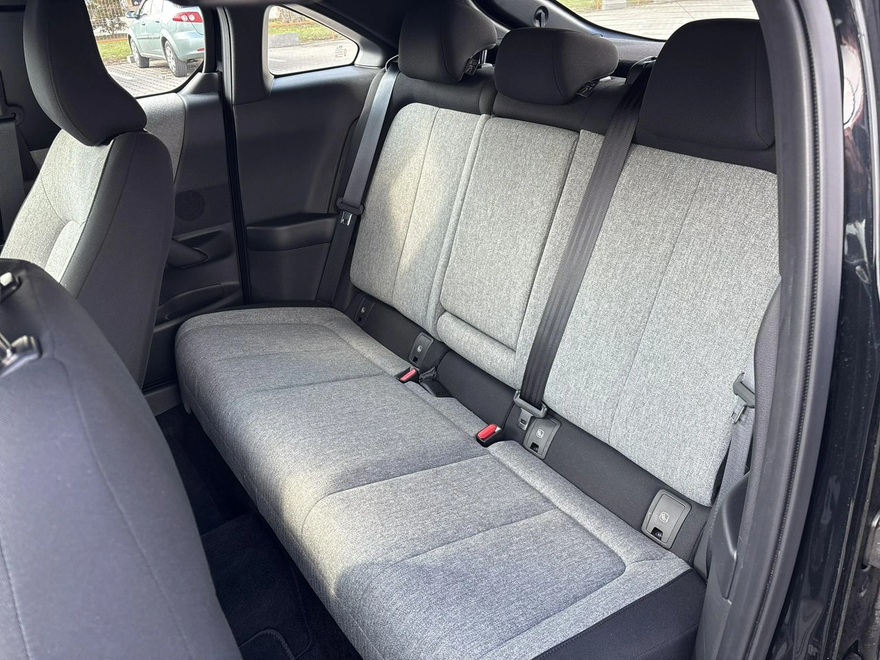 Mazda MX-30 - Zdjęcie 13