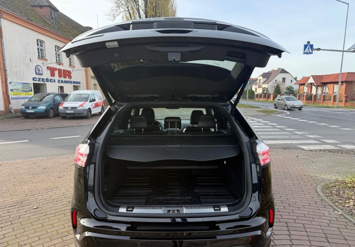 Ford Edge - Zdjęcie 21