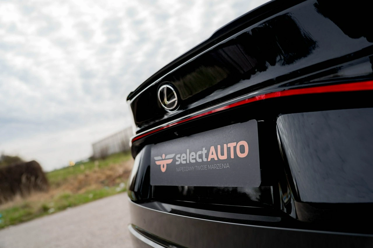 Lexus IS - Zdjęcie 13