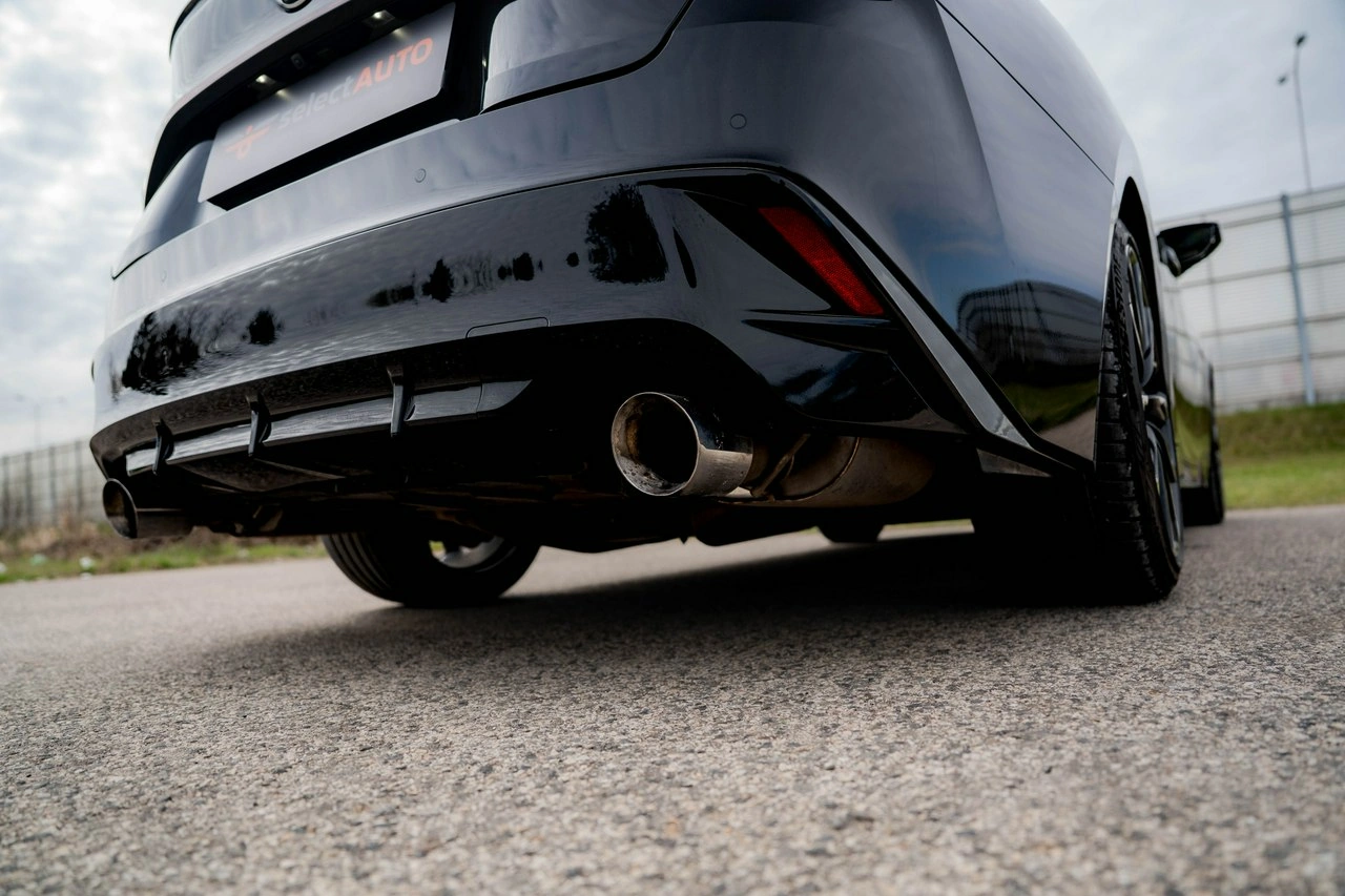 Lexus IS - Zdjęcie 14