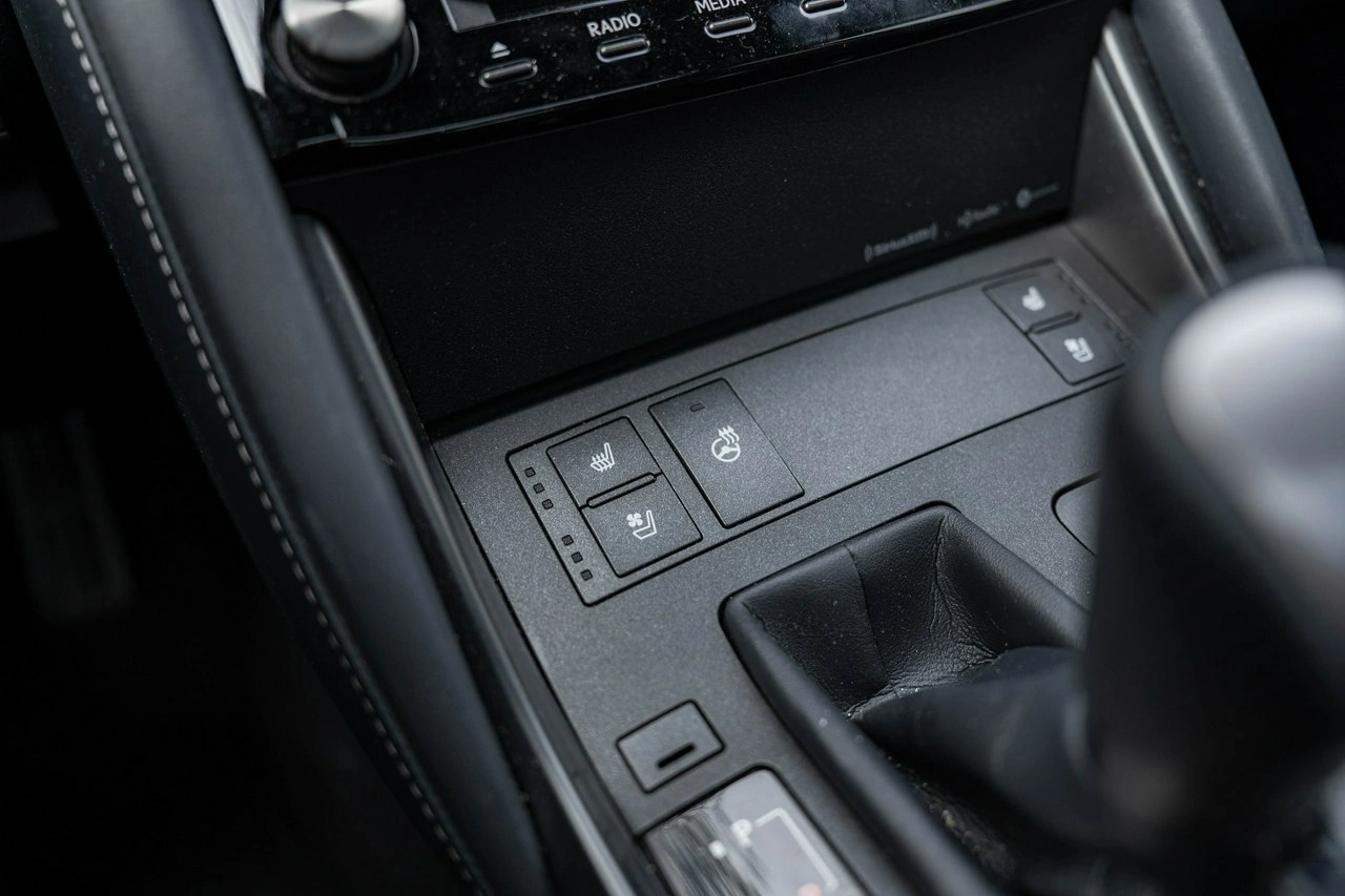 Lexus IS - Zdjęcie 26