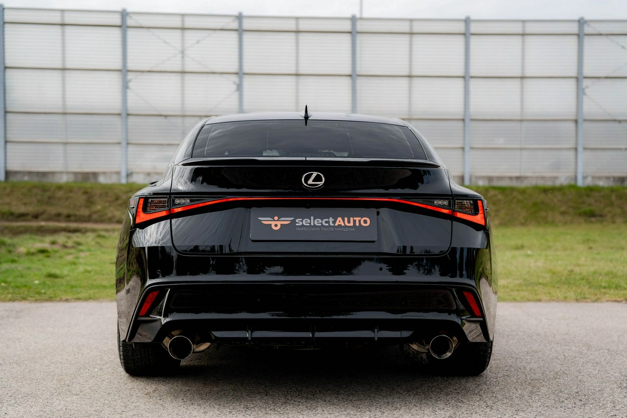 Lexus IS - Zdjęcie 4