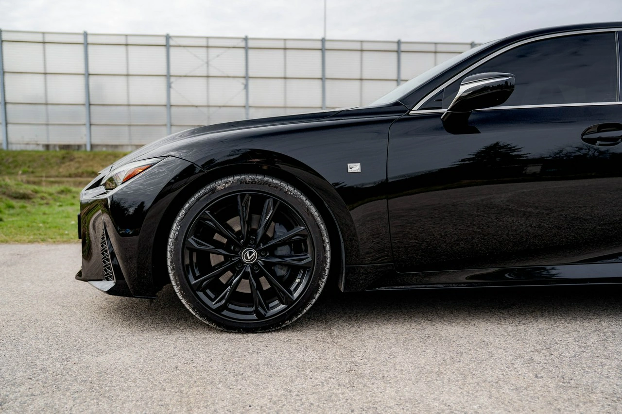 Lexus IS - Zdjęcie 7