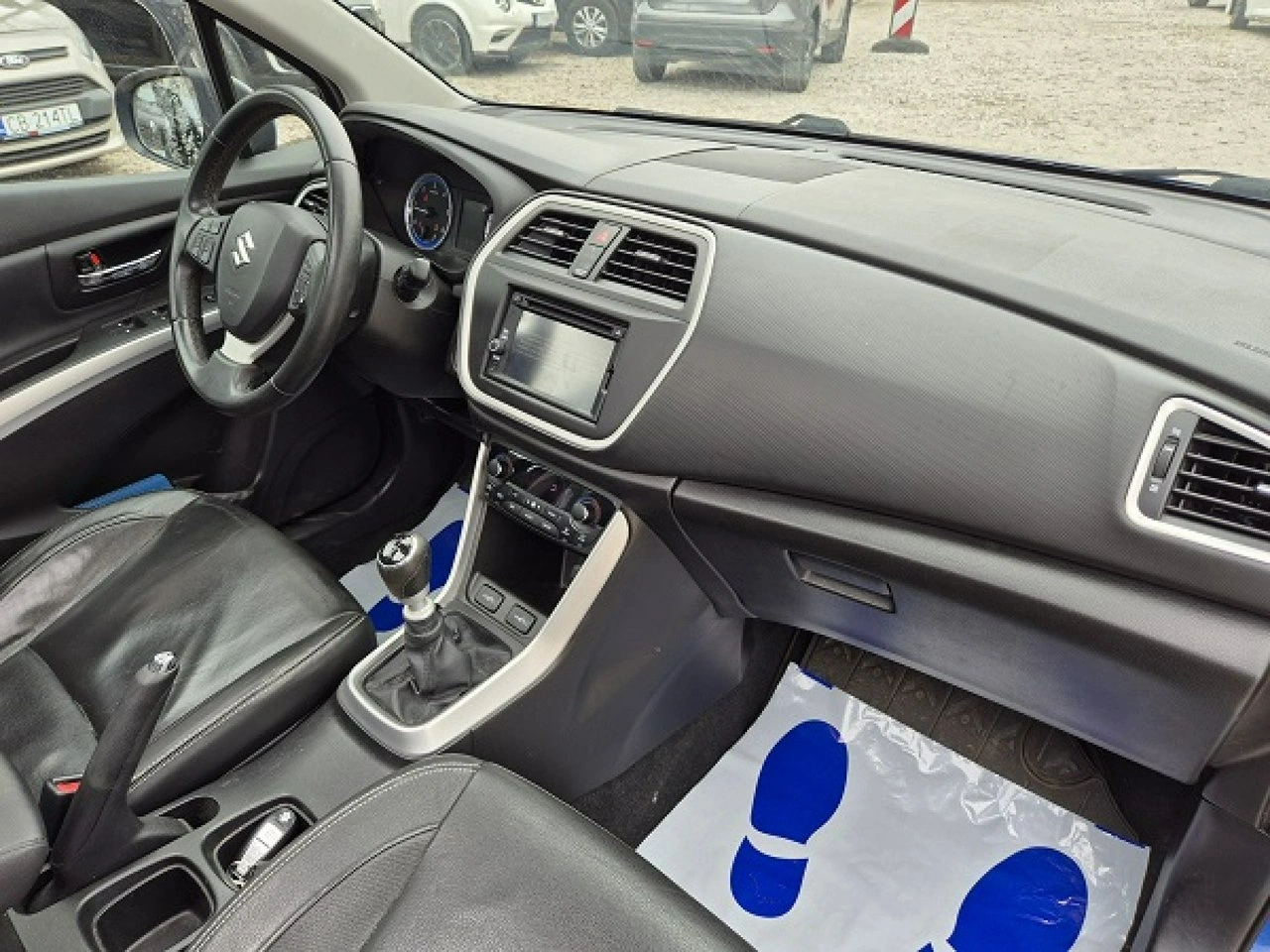 Suzuki SX4 S-Cross - Zdjęcie 14