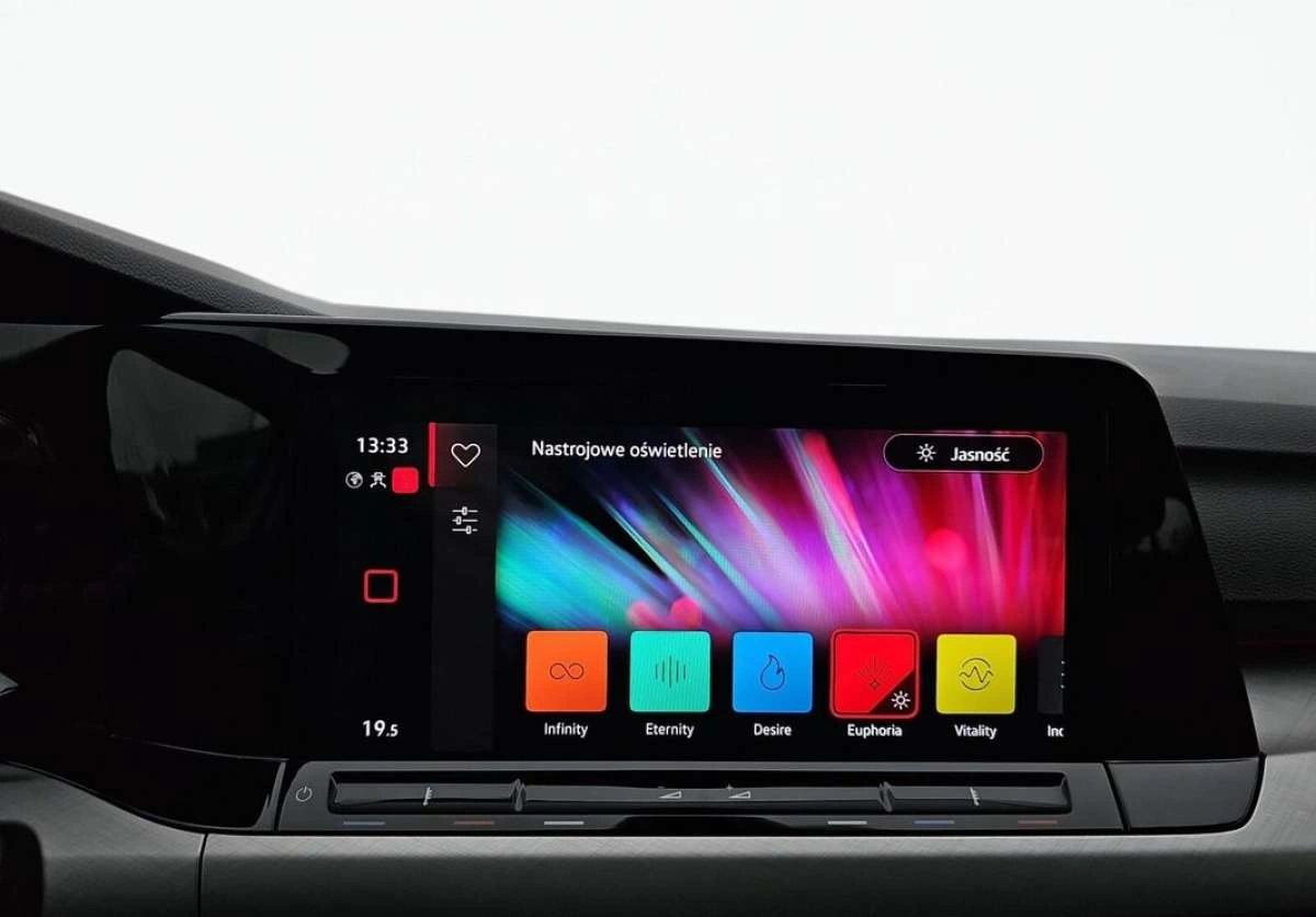 Volkswagen Golf Variant - Zdjęcie 25