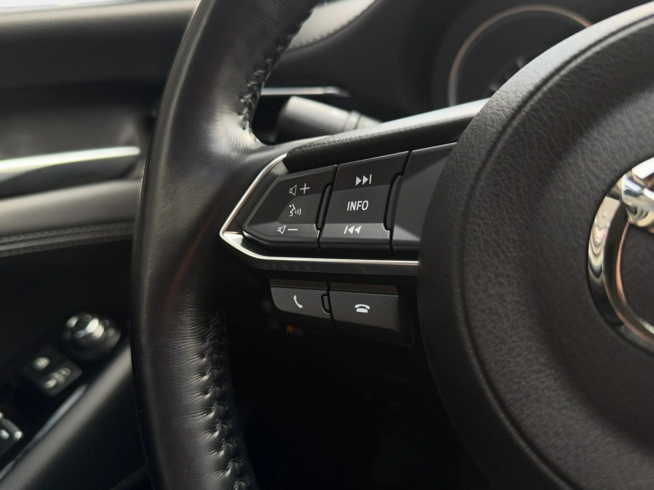 Mazda 6 - Zdjęcie 16