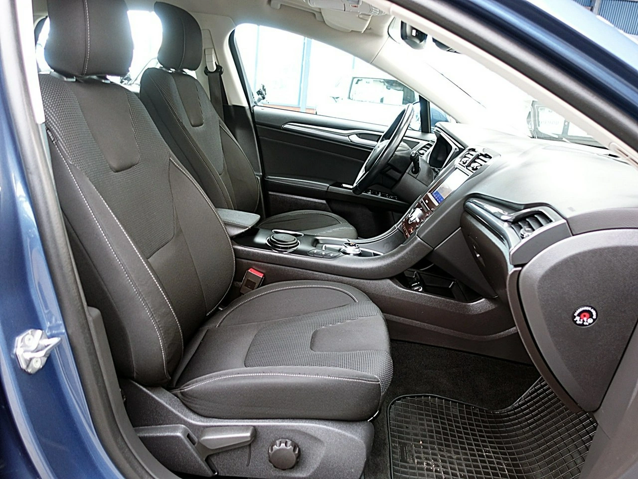 Ford Mondeo - Zdjęcie 10