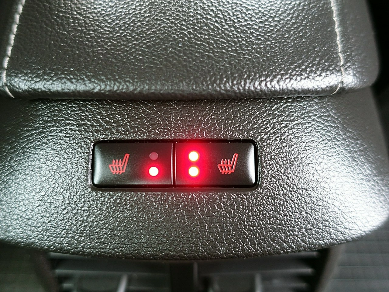 Ford Mondeo - Zdjęcie 12