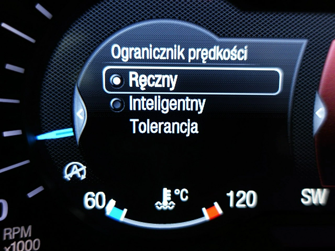 Ford Mondeo - Zdjęcie 37