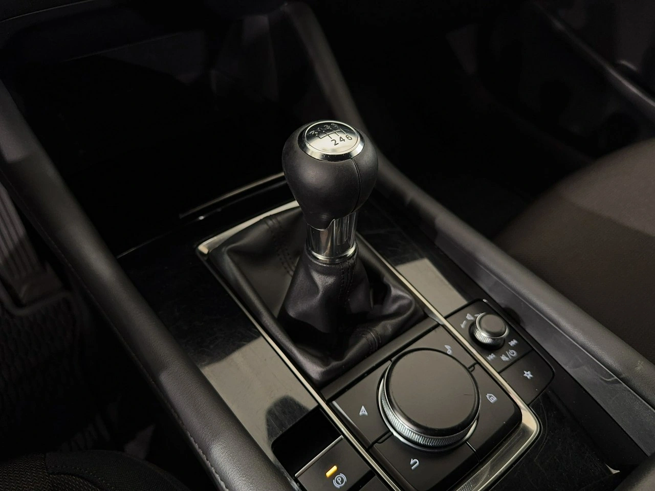 Mazda 3 - Zdjęcie 26