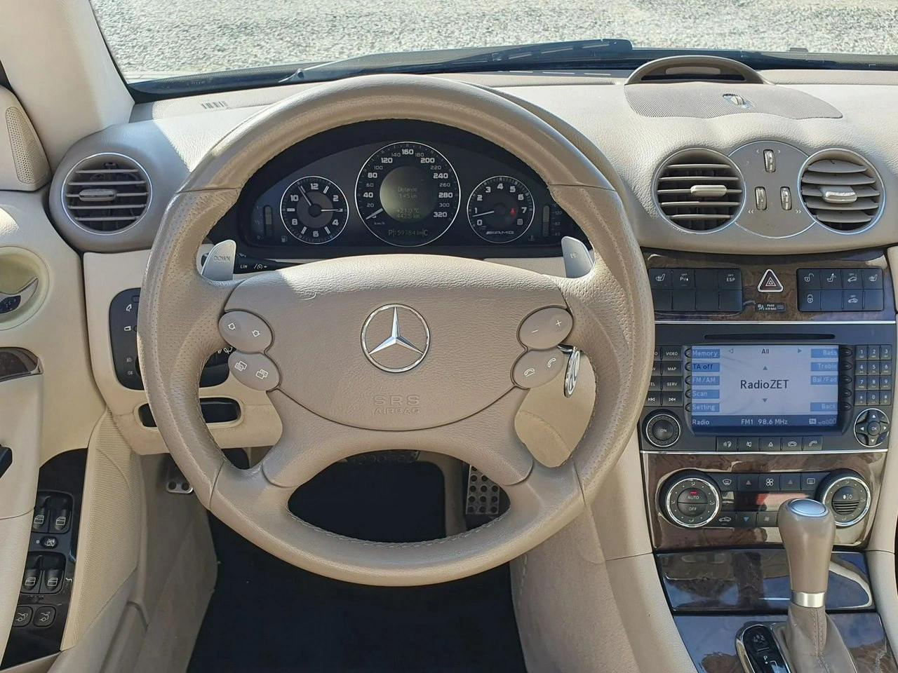 Mercedes CLK 63 AMG - Zdjęcie 27